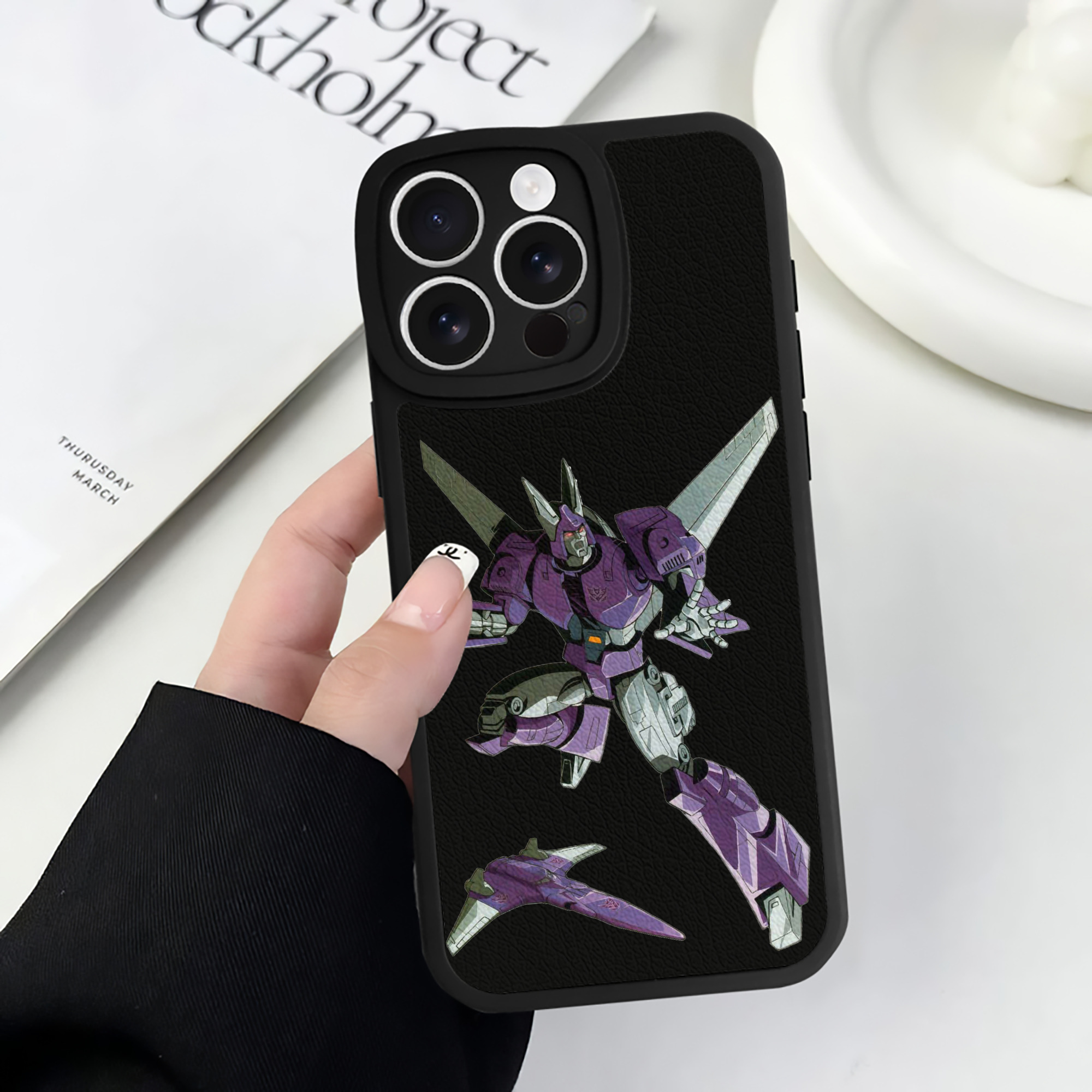 （画像用）  【iPhone 16シリーズ対応】シリコンスマホケース（レザー調） 材質：シリコン